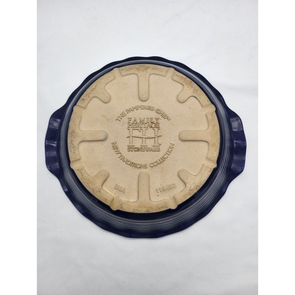 Pampered Chef New Traditions Collection Stoneware Pie Pan - Picture 2 of 5